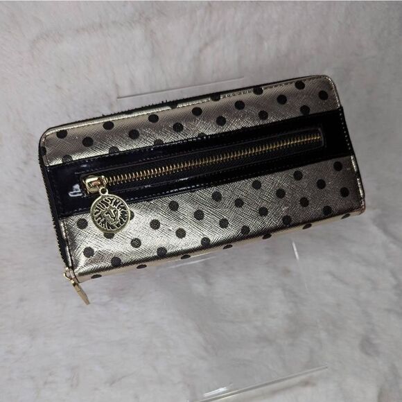 Anne Klein Zip Around Wallet Gold and Black Zip Coin Pocket and Card Bill Slots - Picture 1 of 6